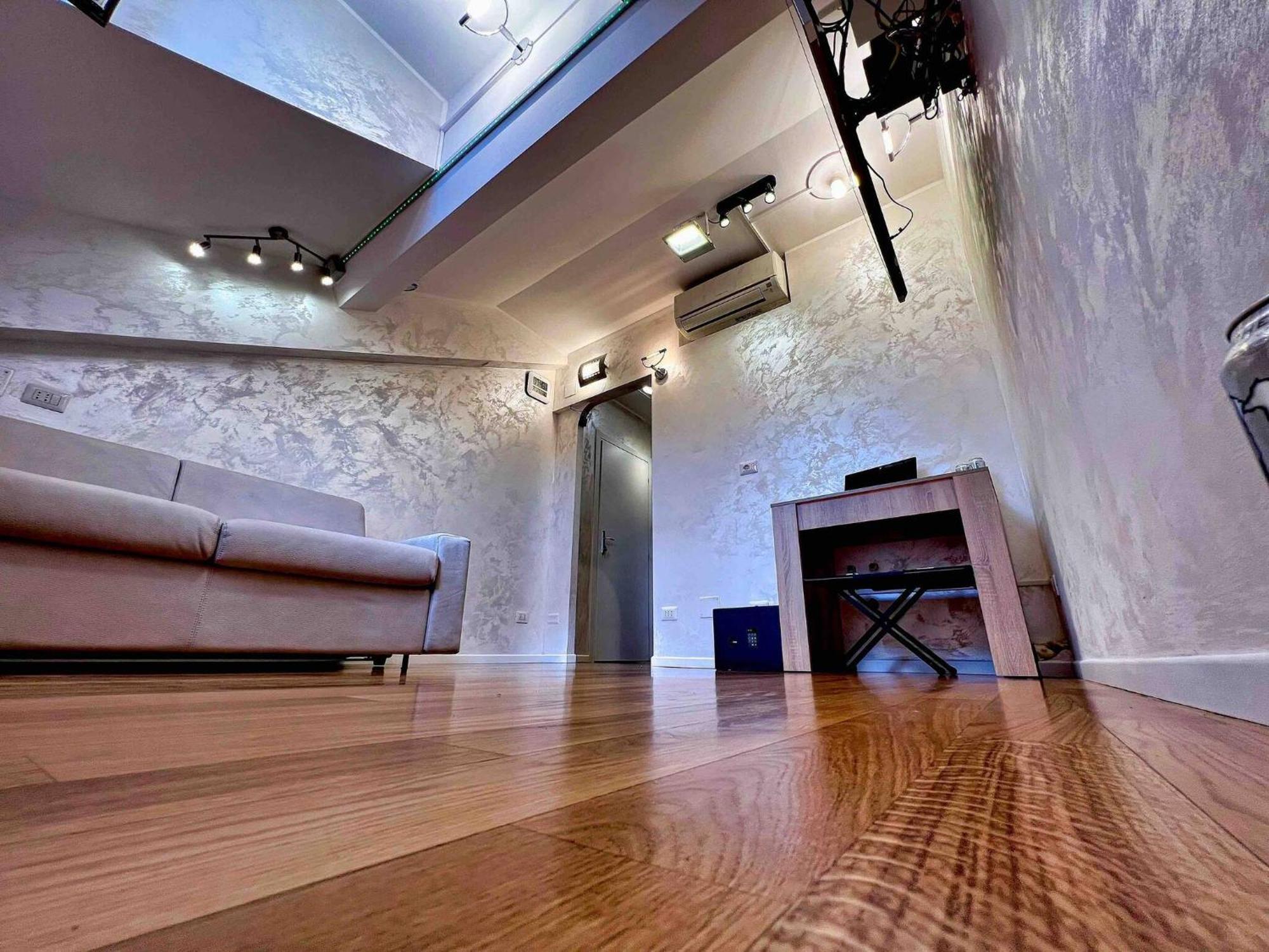 Brera Moscova Garibaldi Solferino Fashion St Entire Attic With Automation * Mailand